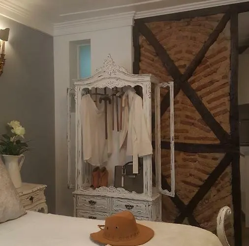 Charming I Historical Center